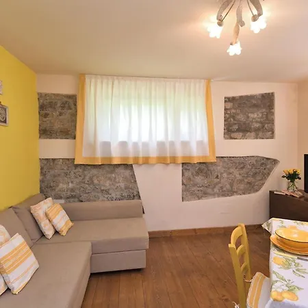 Διαμέρισμα Limone *
